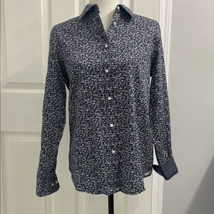CHAPS Non Iron Navy Floral Button Down Shirt Button Cuffs Point Collar Sz M NWOT